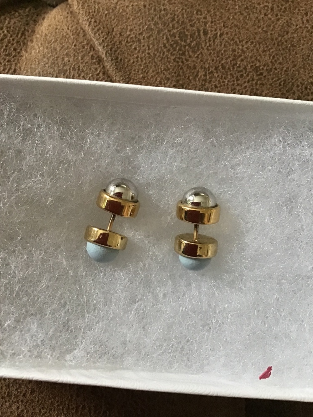 Earrings - Picture 2 of 3